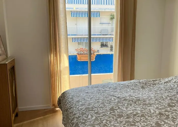 Апартаменты Mimosas Wilson Seaside Haven Bright 3br W Sea View 5min